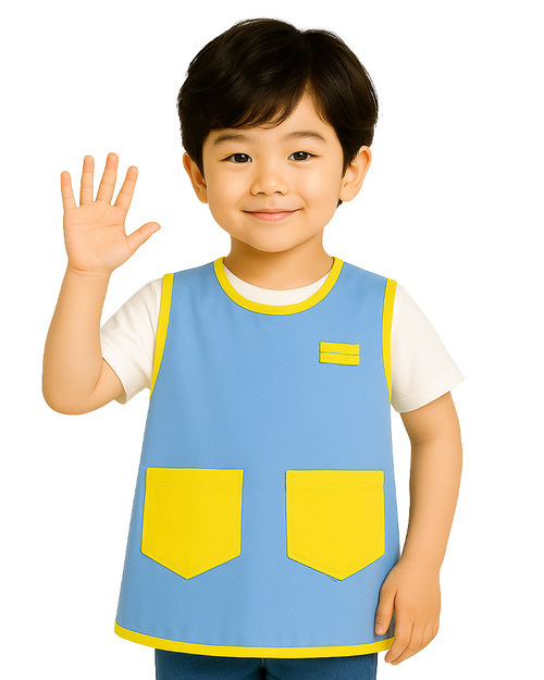 團體服樣式精選<br>幼兒園圍兜 無袖 訂製款 水藍配黃<span>BIC-00-32-Style</span>