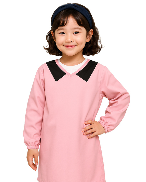 幼兒園圍兜 長袖 訂製款 假領片款 粉紅配黑<span>BICS-02-08</span>  |商品介紹|圍兜【訂製款】|幼兒園/國小圍兜 長袖 